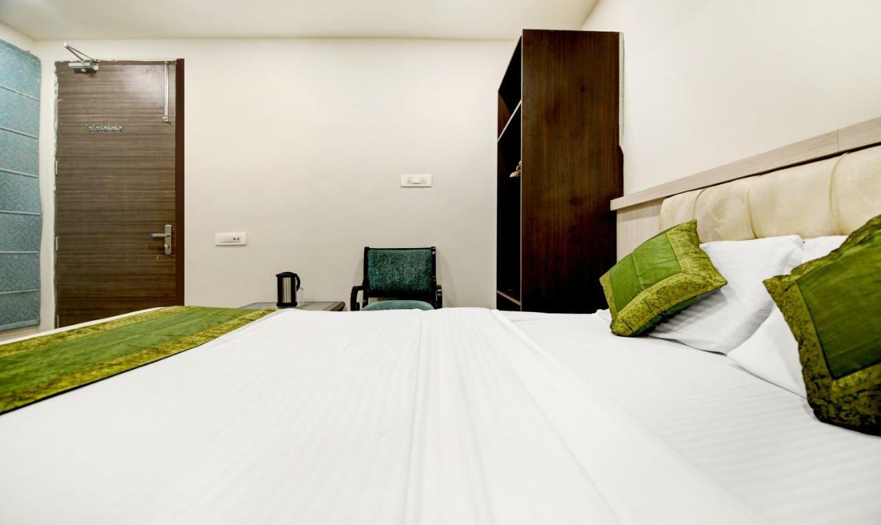 Itsy Hotels Solitaire Ambāla Exterior foto